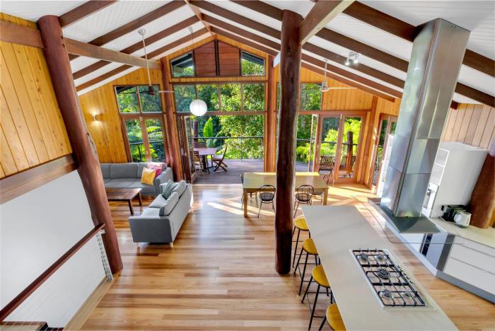 Pole home in paradise at Kuranda