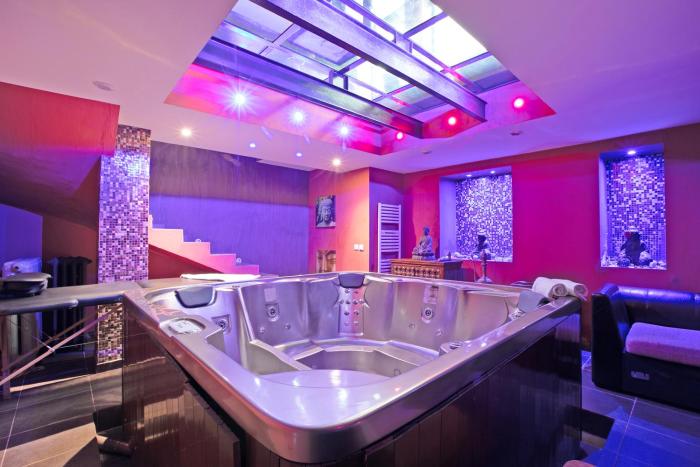 Apartment With Sauna At Border Of Monaco