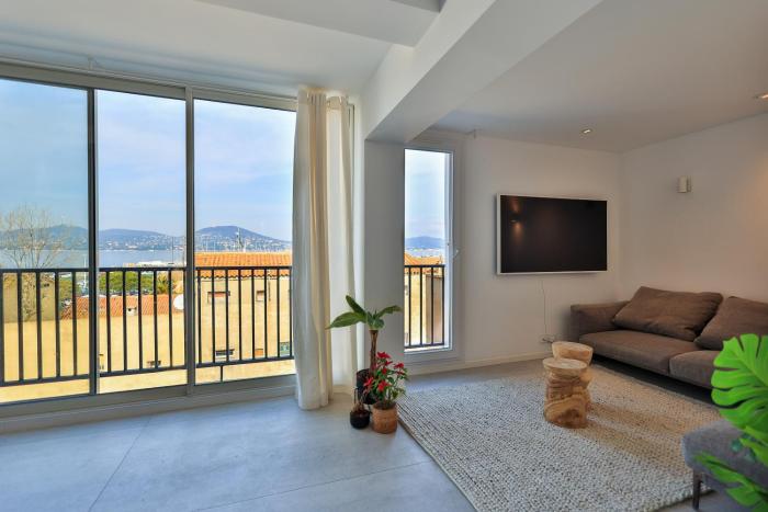 FRIDA - Saint-Tropez - 3 Bedrooms Sea View Apartment - 2 mins Walk to Port