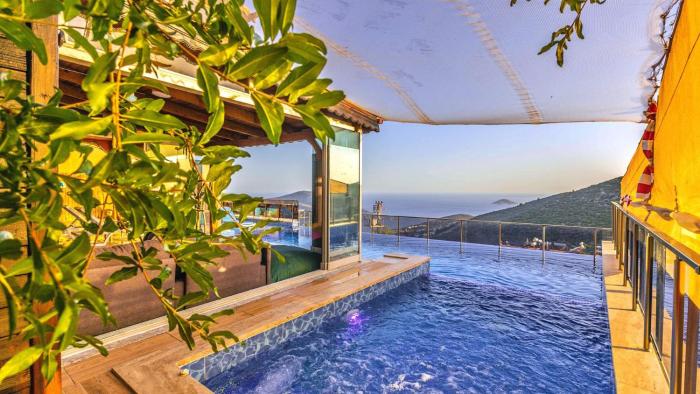 Seaview Luxury Villa in Kalkan