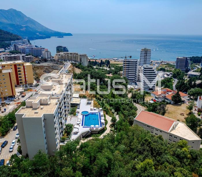 Status-M Apartments 180