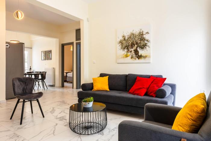 Zografou Bright Getaway - Athens City Escape