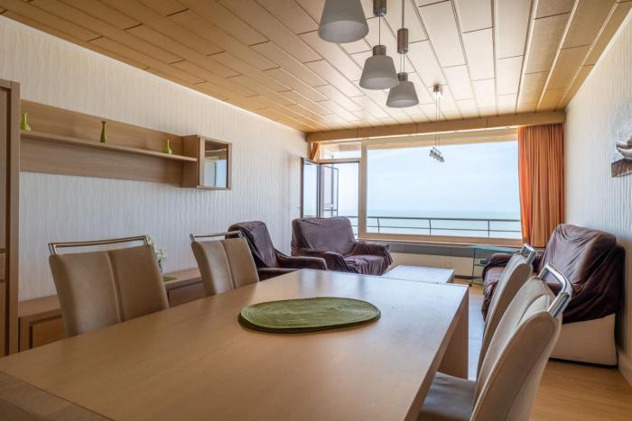 Cozy Apartment with Magnificent Seaview T117