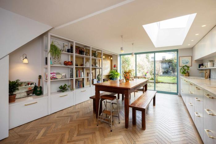 Veeve - Reach for the Stars