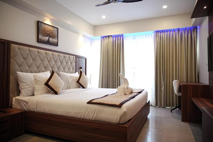 Tranquil Riverview Inn