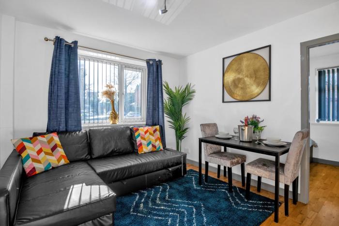 Ideal 1-Bed Apartment In Central With Free Parking