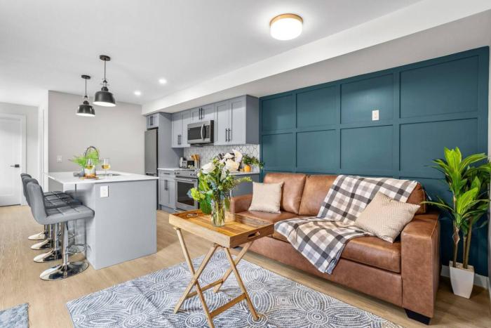 Charming 2BR Haven in Canmore Near DT and Banff