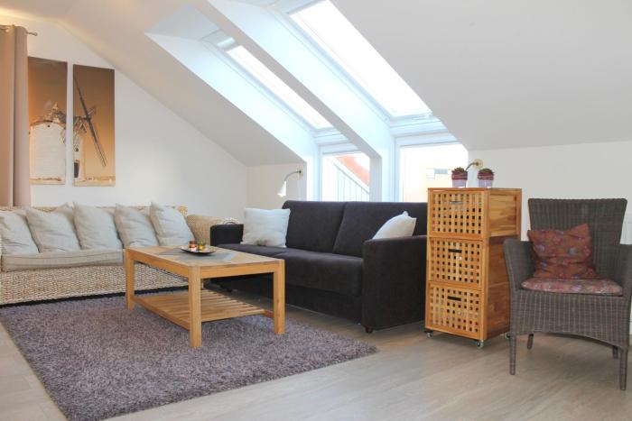 "Grüntal 8 - Whg 9" Wohlfühloase in ruhiger Lage 52 qm Wohnfläche zzgl 12 qm großzügiger Dachterrasse!