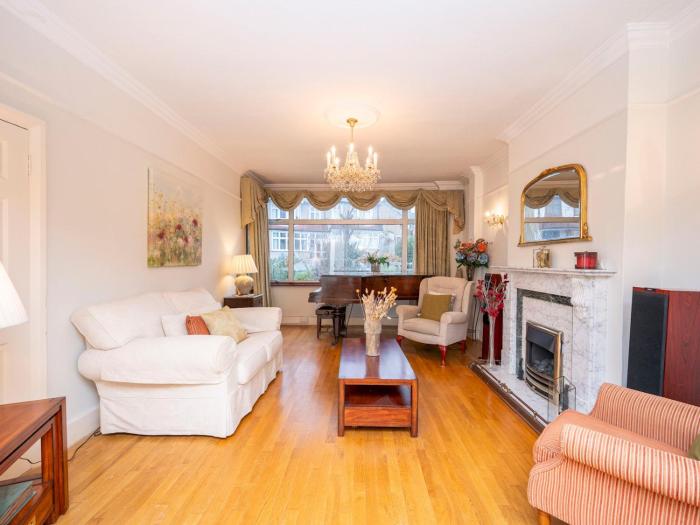 Spacious 3bedroom house near Crystal Palace London - Pass the Keys