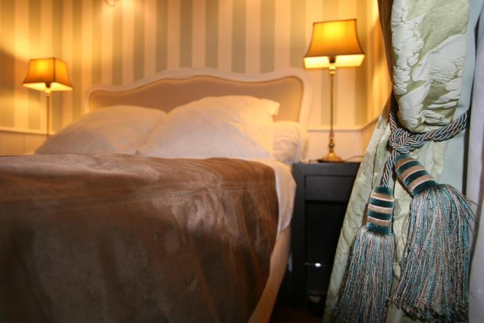 ParisInteriorsRentals - Beautiful 2 BDR Le Marais NOTRE DAME