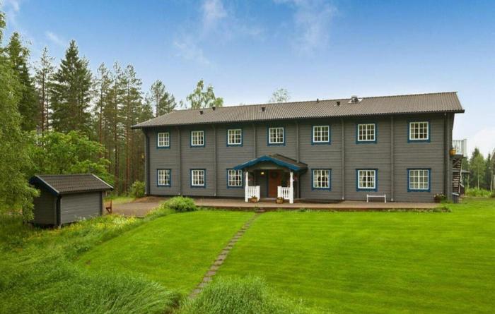 11 Bedroom Gorgeous Home In Torsby