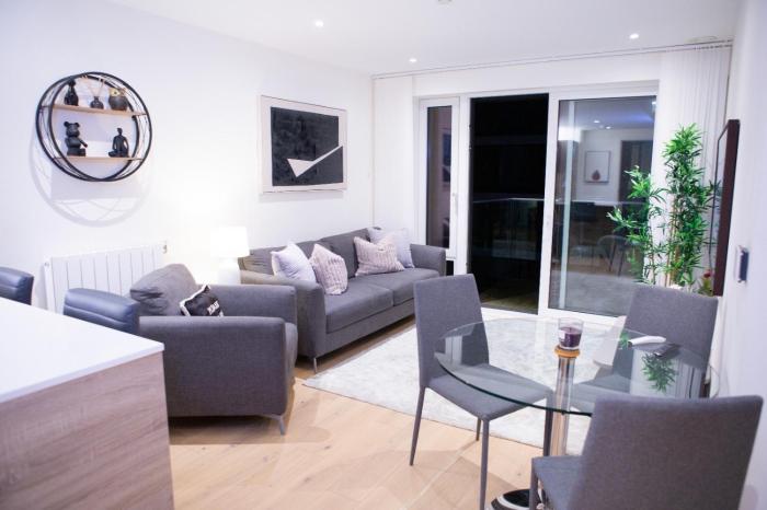 London Escape at Duke Avenue