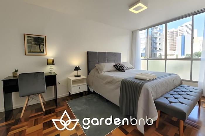 Conforto para família, berço, garagem, prox. Batel