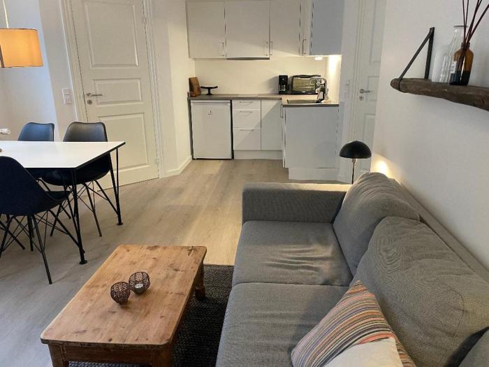 Tæt på Varde Torv, TOTAL NYRENOVERET