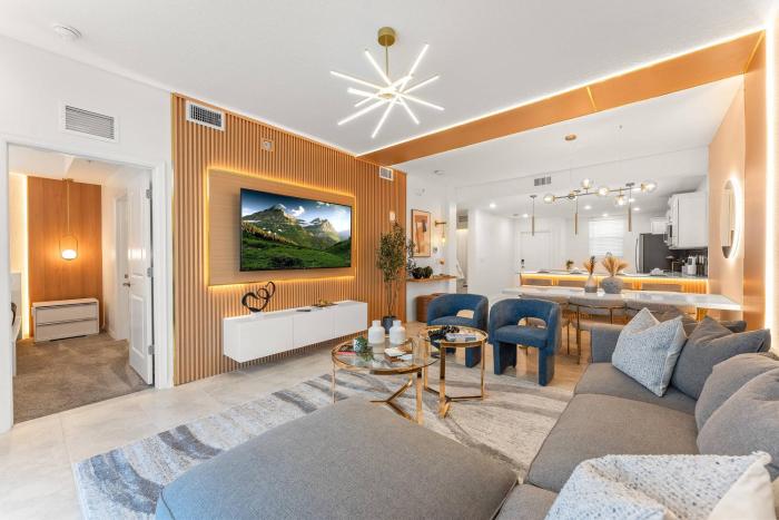 304 Storey Lake new 6guests 2 BDRS near lakeClub