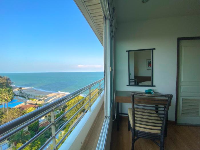 Seaview & Mountainview Private Condo Room, Cha-am