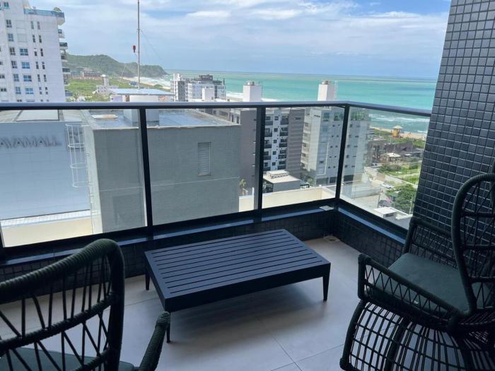 Apartamento 100m da Praia Brava - Itajaí