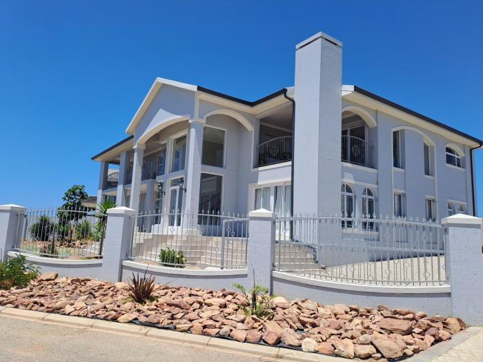 Stone Crown Manor B&B