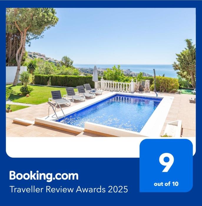 Luxury villa with beautiful sea view & jacuzzi