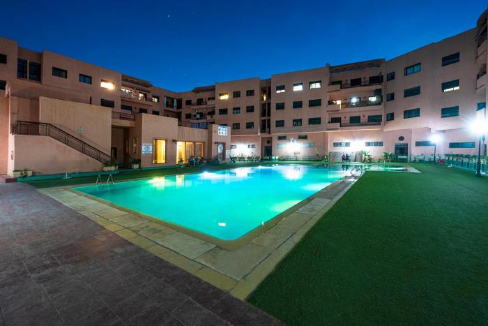 Free Airport Pickup Included - Fully Equipped 3-Bedroom Apartment with Pool, Parking and WiFi near Majorelle, Gueliz and Jemaa el-Fna