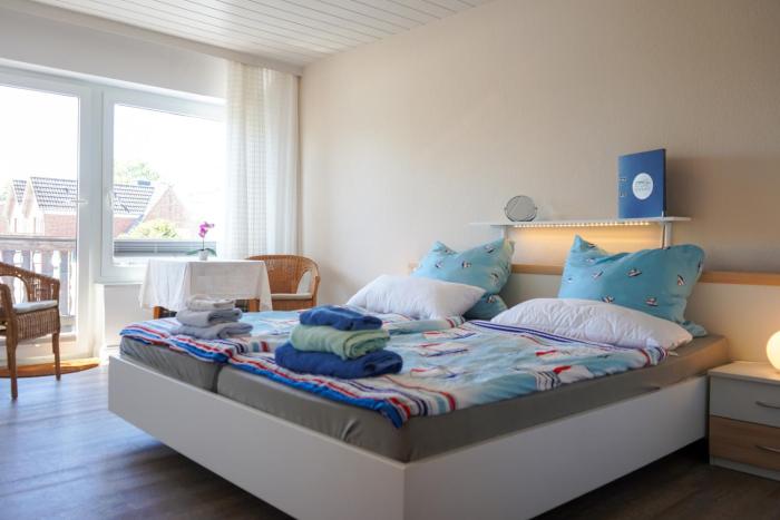 "Deichhaus" App 1 - Aida - 100 m zum Strand