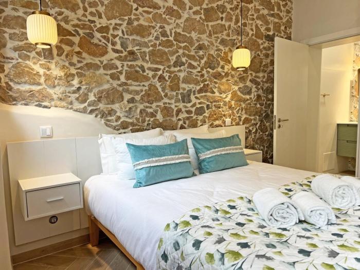 Wellstone Steps to the Sea by Junto ao Mar