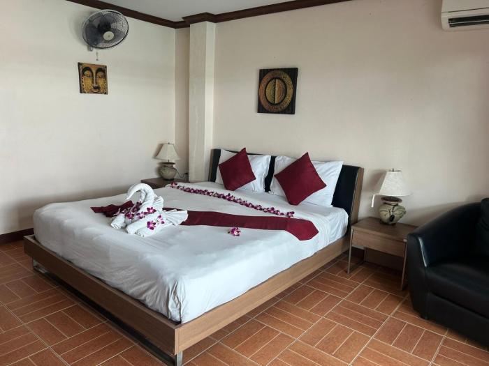 Taj Palace Hotel Patong Beach