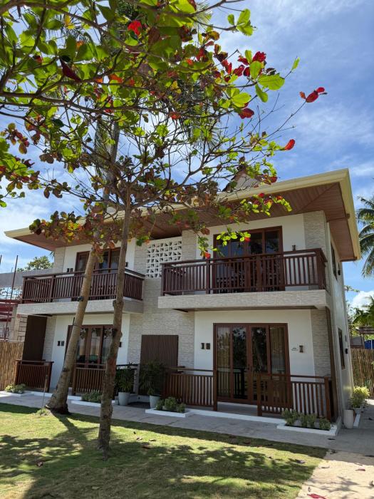 Chellie Rose Resort Hotel