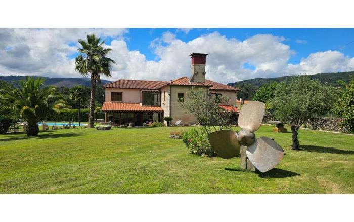 Espectacular casa gallega con piscina