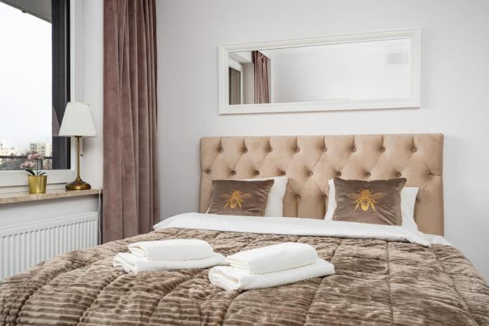 Pileckiego 59 Free Parking By Perfect Apart