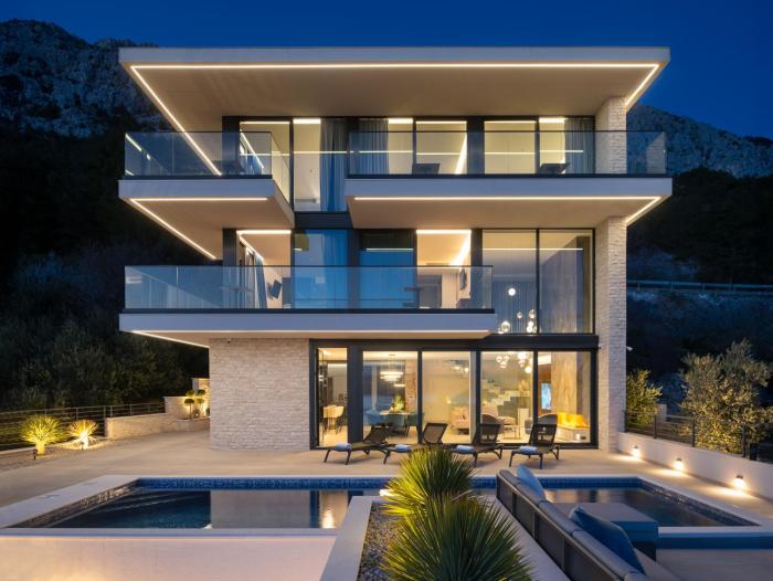 Luxury Villa Hedonia