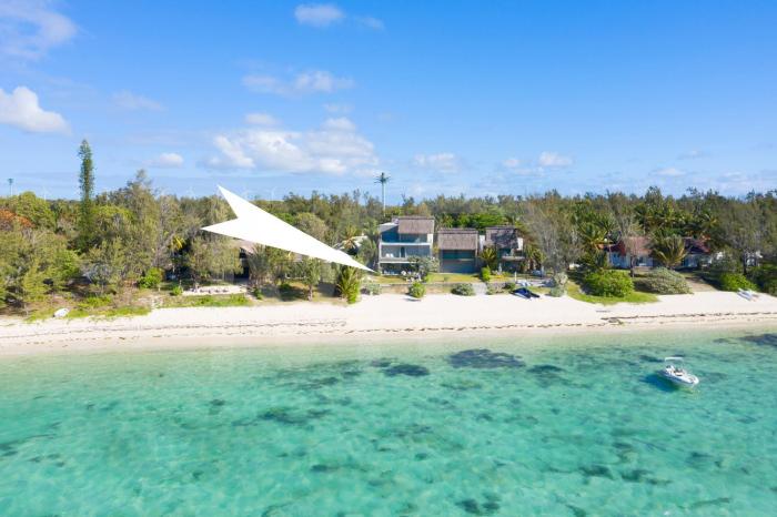 Beachfront & Pool Poste Lafayette