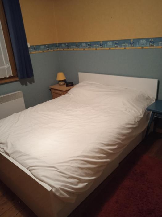 Chambre à la campagne ,au Soleil levant