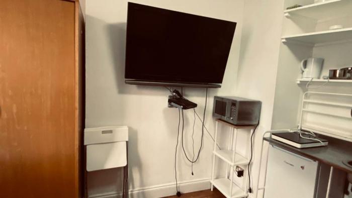 Studio 1 min from paddington