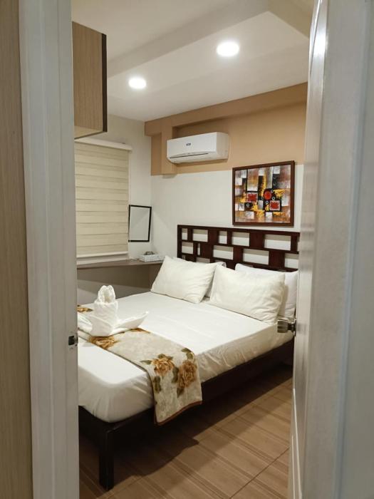 2 bedrooms cozy fully furnished condo