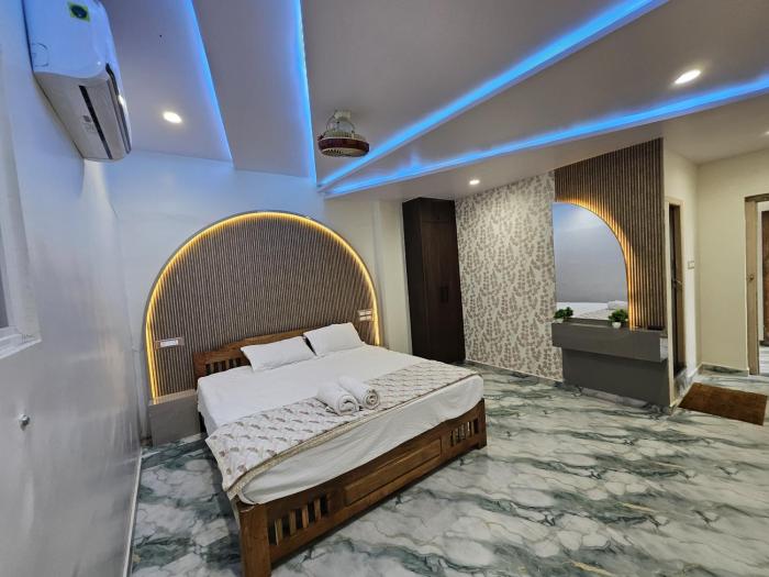 Nandi Homestay Hampi