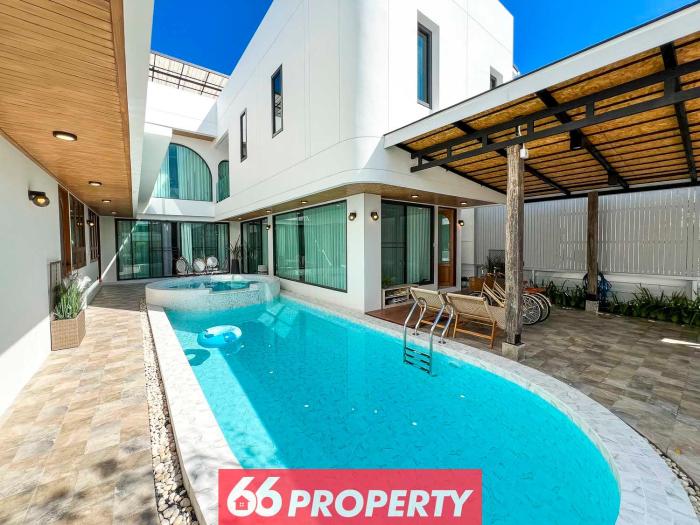 Tropical Luxury Pool Villa near Golf Courses