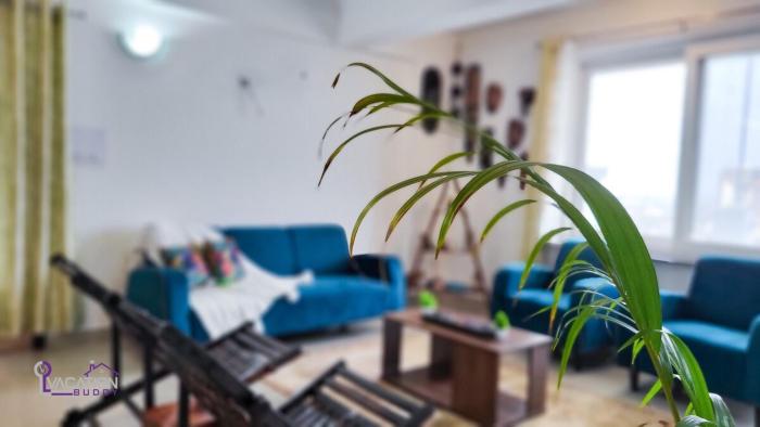 VacationBuddy Cats Den 3BHK Penthouse Vasant Kunj