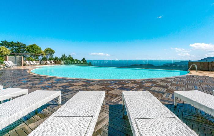 Stunning Home In Magliolo With Sauna