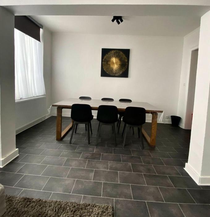 Grand appartement deux chambres