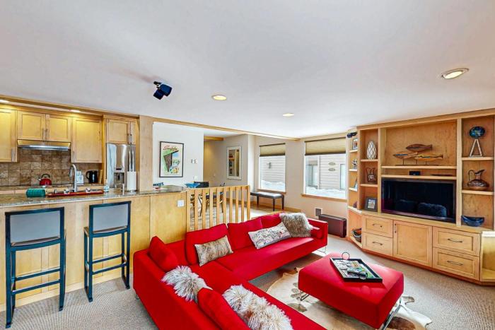 Sanctuary on Snow Creek