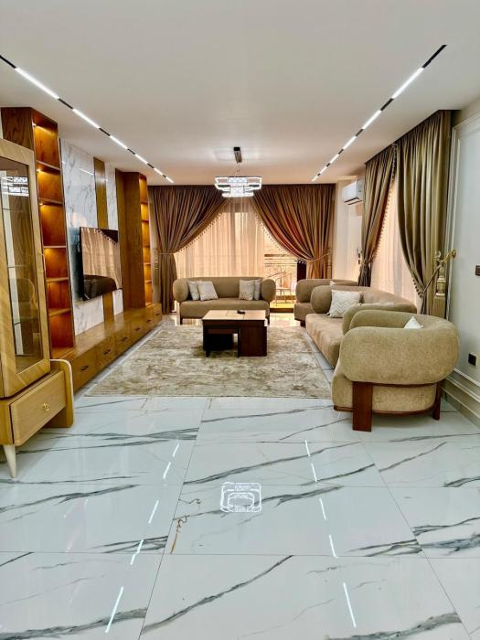 Premium 3BR Stay - Perfect for Business & Leisure