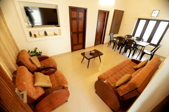 Joes Riverfront Villa