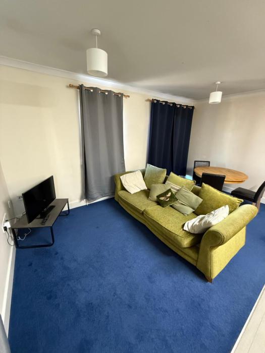 WHERRY ROAD 2 Bedroons