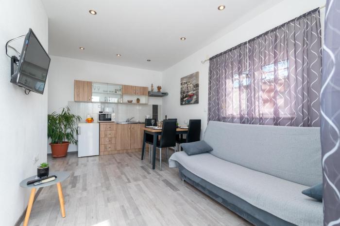 Sara apartmant Trogir-Dragulin