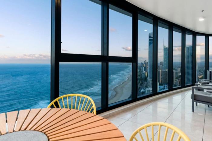 Sky Home in Surfers Paradise with Panoramic Views
