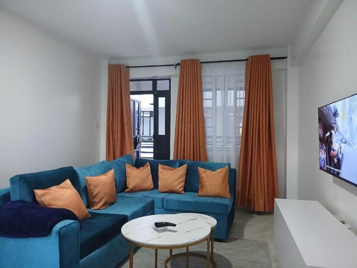 Modern Safari 2 Bedroom Escape with Mt Kenya Views - Nanyuki CBD at MGs Mountain Nest