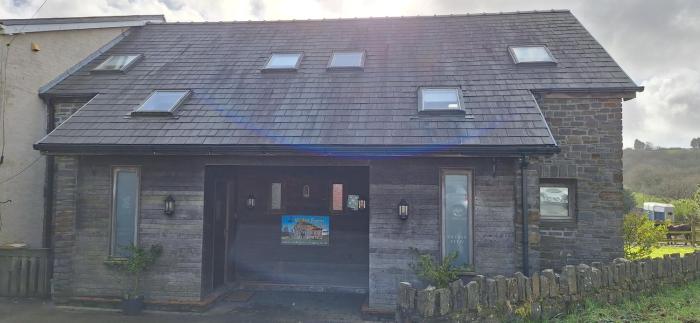 1 Bed Cottage - Sleeps 2 - Parking - Wifi