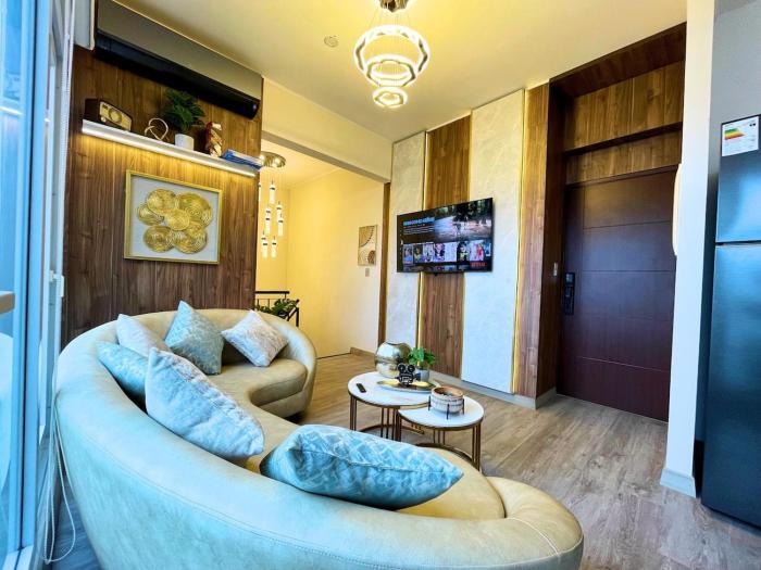 Chelovirock- Luxury Penthouse Great Location