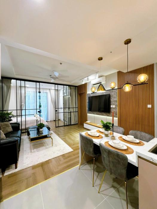 MERCI HOUSE - Apartment in Vinhomes Times city
